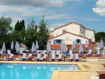 Hotel Restaurant La Terrasse Au Soleil Céret Esterno foto